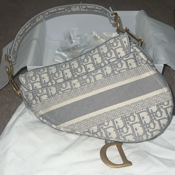 BEAUTIFUL CHRISTIAN DIOR Saddle Bag. As new. Just to serious buyers. - Picture 7 of 14